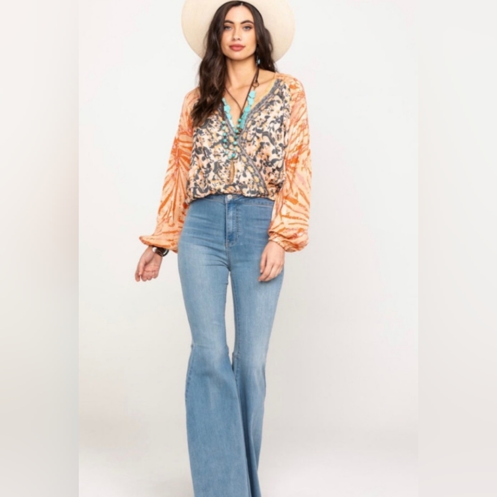Free People Cruising Together Wrapped V neck floral Printed Top Blouse Size L - Picture 5 of 14